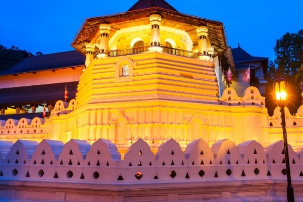 Sri Lanka Hill Country & West Coast Beach Escape – 5 Nights