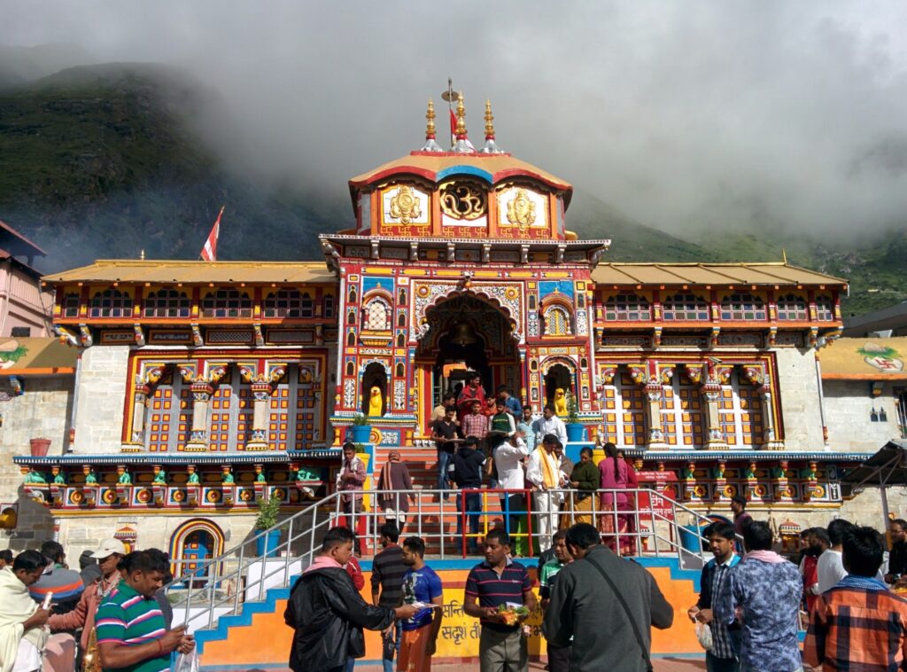 Badrinath Temple. Image : Abhay Ghanekar