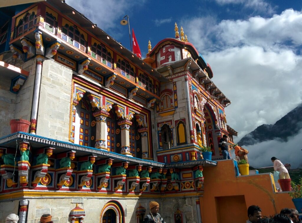 Badrinath Temple Image : Abhay Ghanekar