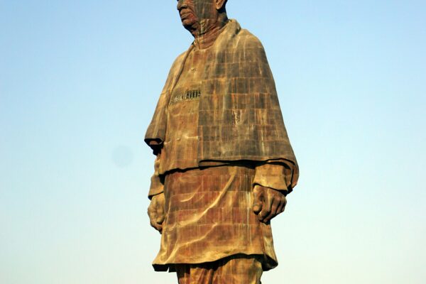 Gujarat Essence: Unity, Royal Heritage & Timeless Architecture