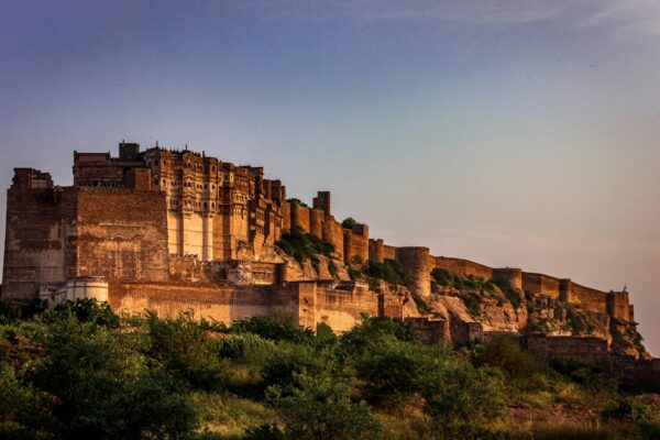Desert Kingdoms: Jodhpur, Manvar & Jaisalmer Escape