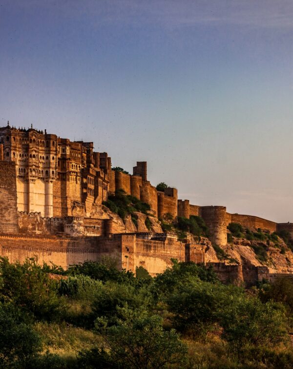 Desert Kingdoms: Jodhpur, Manvar & Jaisalmer Escape
